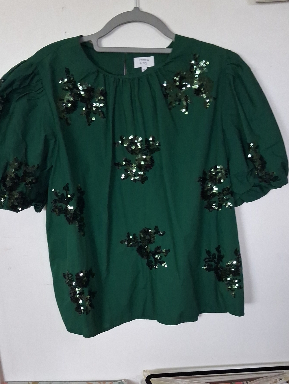 crown & ivy Green Sequin Floral Puff Sleeve Blouse